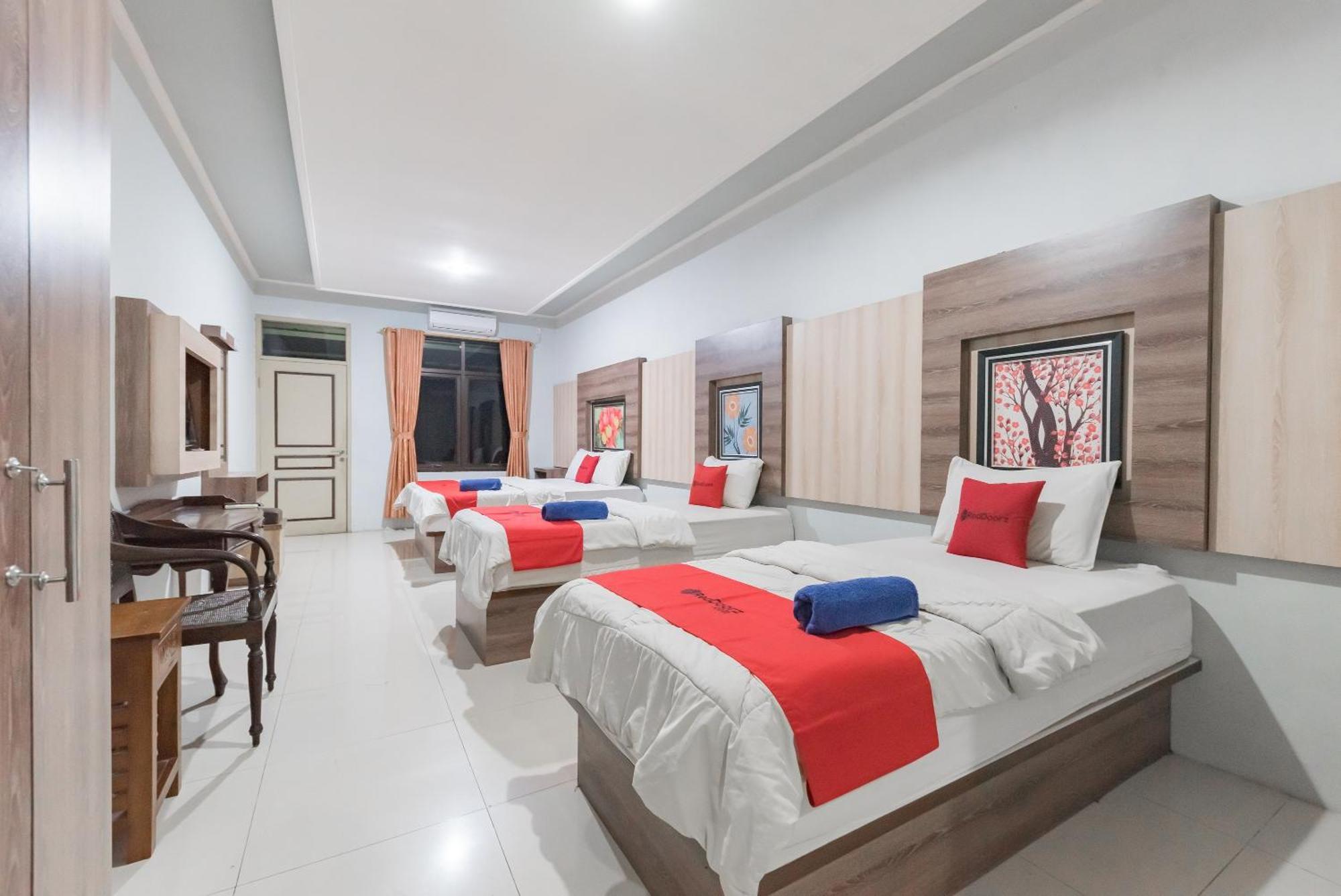 Reddoorz Resort Premium @ Sangkan Hurip Kuningan Extérieur photo