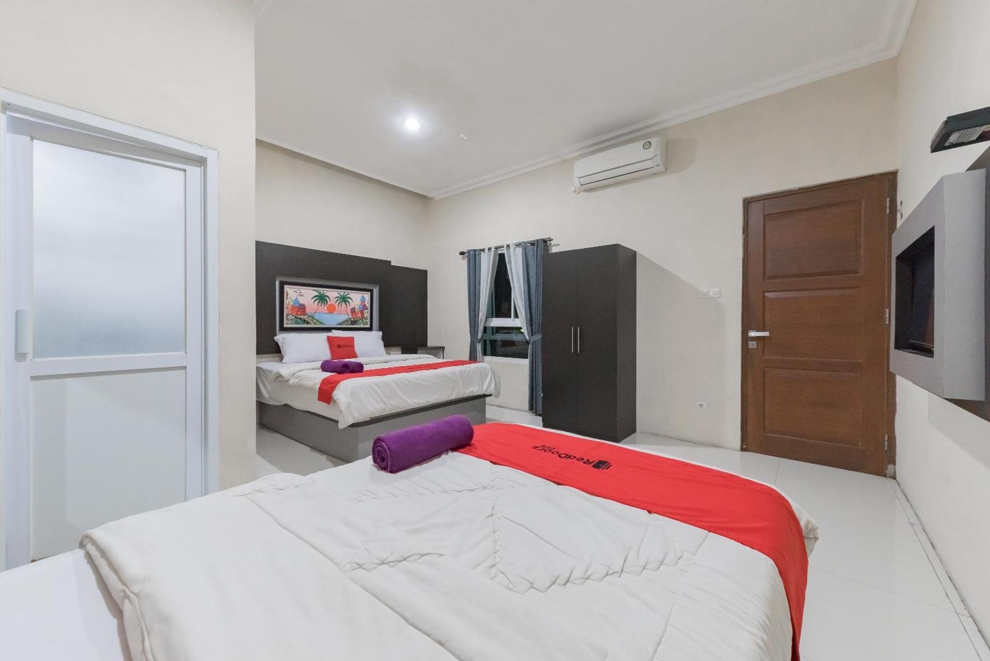 Reddoorz Resort Premium @ Sangkan Hurip Kuningan Extérieur photo