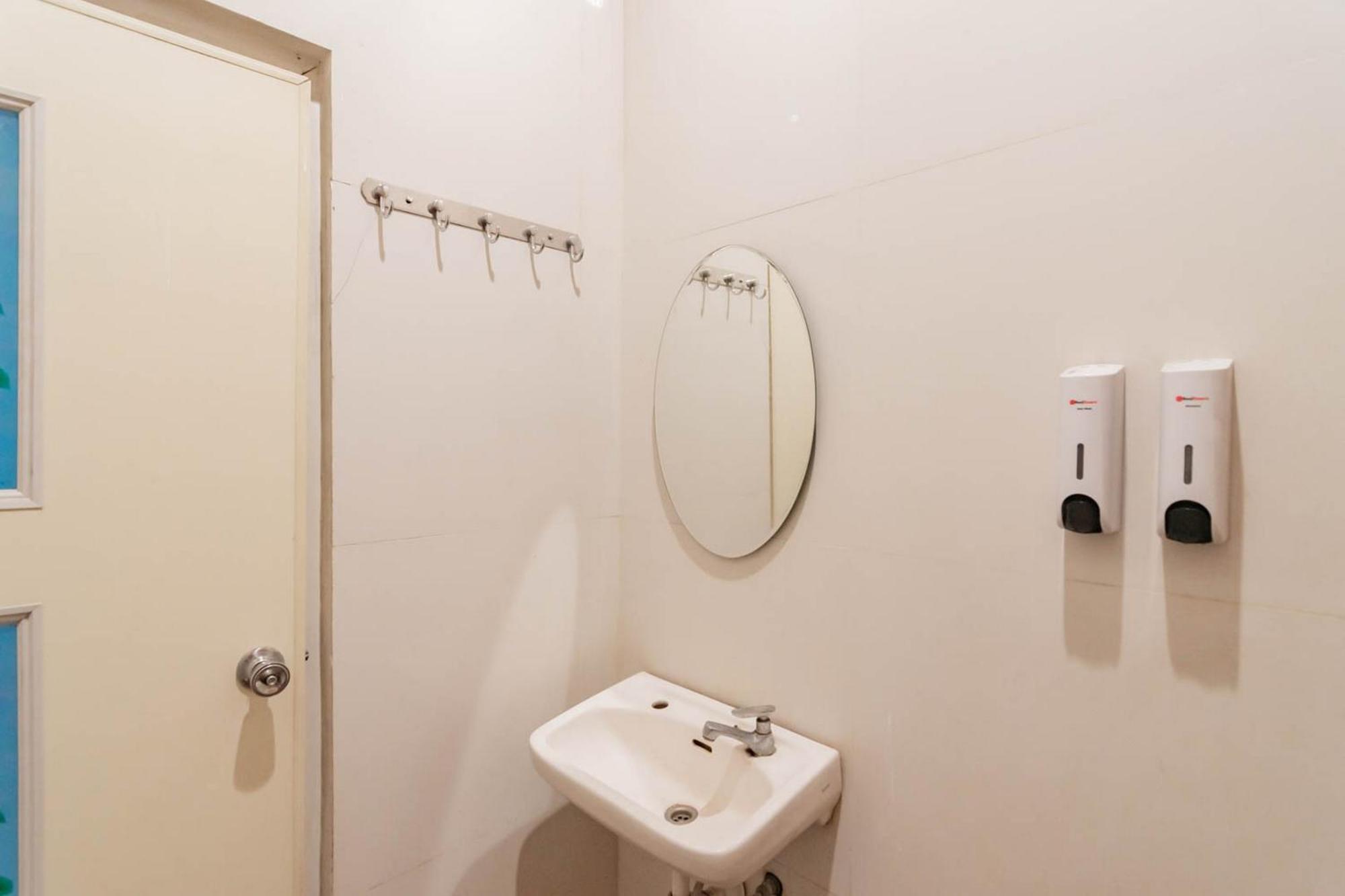Reddoorz Resort Premium @ Sangkan Hurip Kuningan Extérieur photo